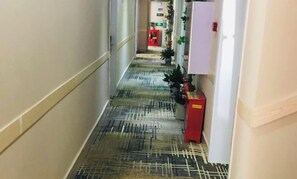 Interior - 100 Inn (Wuhan Optics Valley Geoscience University) (Wuhan)