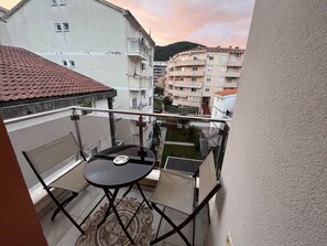 Habitación Deluxe con 2 camas individuales | Balcón