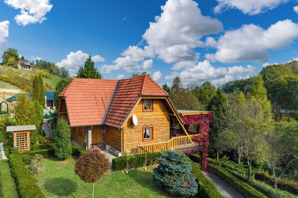 บริเวณภายนอก