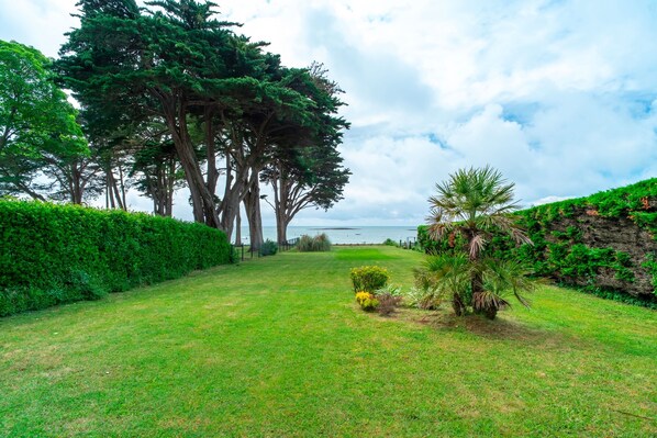 Property grounds - Côté Mer - Maison familiale accès privé à la plage (Sarzeau)