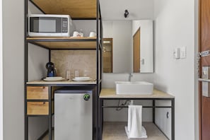 Comfort Room | Microwave