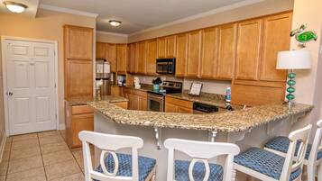 Biệt thự, nhiều phòng ngủ | Bếp riêng | Tủ lạnh, dụng cụ pha cà phê/trà