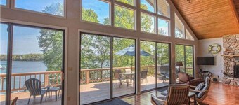 Waterfront home with deep water, skiing/tubing coves, firepit, pool table, SUP