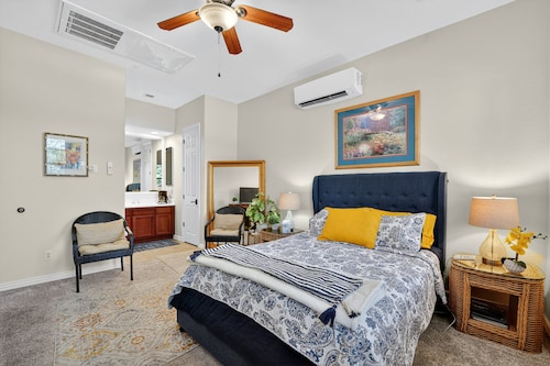 Elm Casita Apts by RedAwning