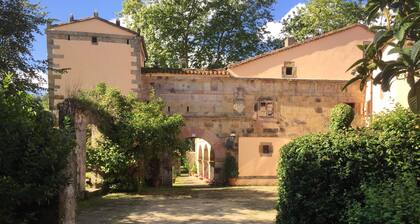 Historic manor estate near Comillas, minutes to beaches