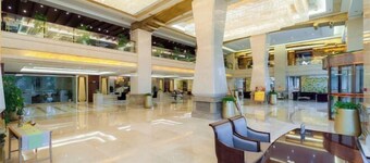 Jinqian Jiahua Hotel