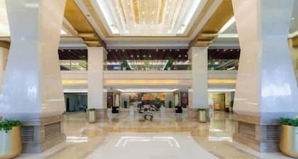 Jinqian Jiahua Hotel