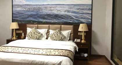 Tianju Caohai Holiday Hotel