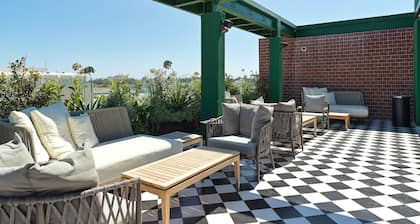 LIV The City Suites