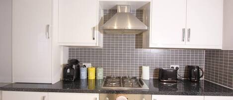 Fridge, microwave, oven, stovetop