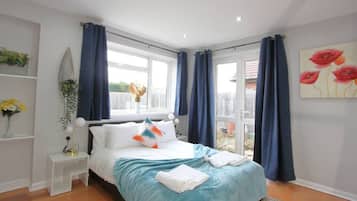 3 bedrooms, iron/ironing board, travel crib, WiFi