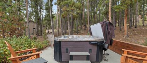 Tina de hidromasaje al aire libre