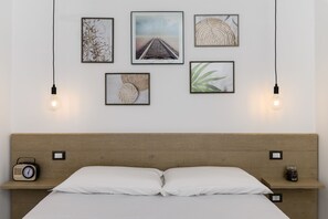1 bedroom, iron/ironing board, travel cot, free WiFi