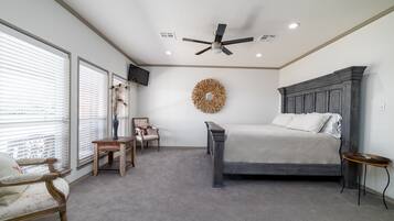 3 bedrooms, bed sheets