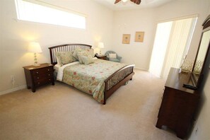 5 bedrooms, iron/ironing board, free WiFi, bed sheets - 440 - 5-Bedroom Family Retreat with Pool, Spa & Game Room (Davenport)