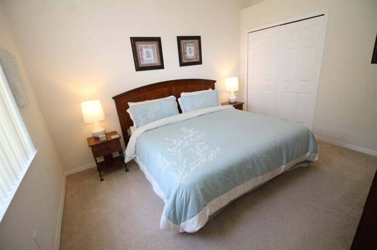 5 habitaciones, tabla de planchar con plancha y wifi gratis 