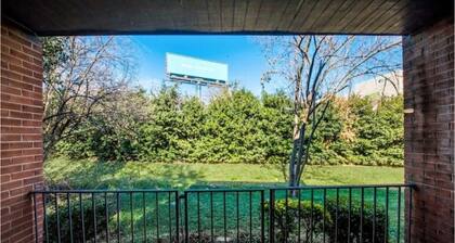 3B Lux 3bd 3bth Condo w/King/4 separate twin beds