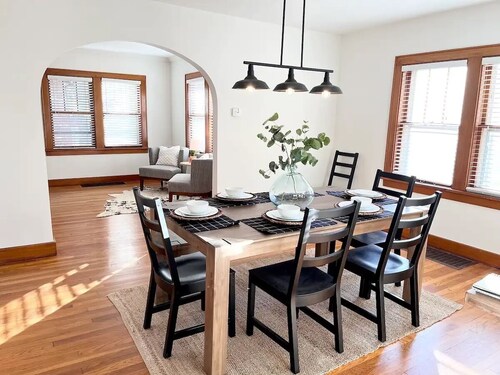 Peaceful & Clean Getaway/3BR-By KWU & DnTown