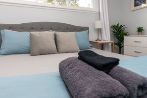 4 Schlafzimmer, Bügeleisen/Bügelbrett, kostenloses WLAN, Bettwäsche