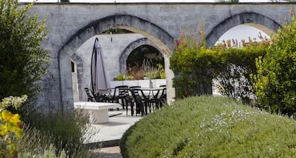 Trullo Bouganville by Pugliadamare