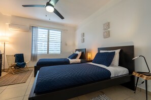 Apartment, 3 Bedrooms | Individually decorated, bed sheets - El Flamingo Beach Club (Manati)