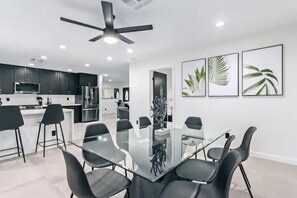 Dining - Luxuriant Arcadia Getaway (Phoenix)