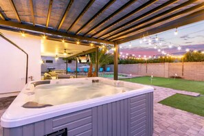 Property grounds - Luxuriant Arcadia Getaway (Phoenix)