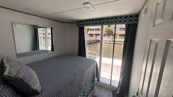 1 habitación, wifi y ropa de cama