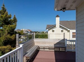 Terrace/patio - Knot On Call: OceanViews/Pool/MultiUsePath (Kill Devil Hills)