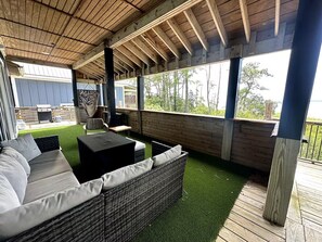 Terrace/patio - Waterfront Treasure - Main WIE House (Kitty Hawk)