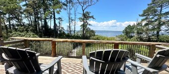 Waterfront Treasure - Main WIE House