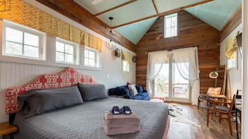 1 slaapkamer, een strijkplank/strijkijzer, gratis wifi, beddengoed