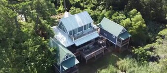 H2OMG - WIE Houses - Pod Zeus