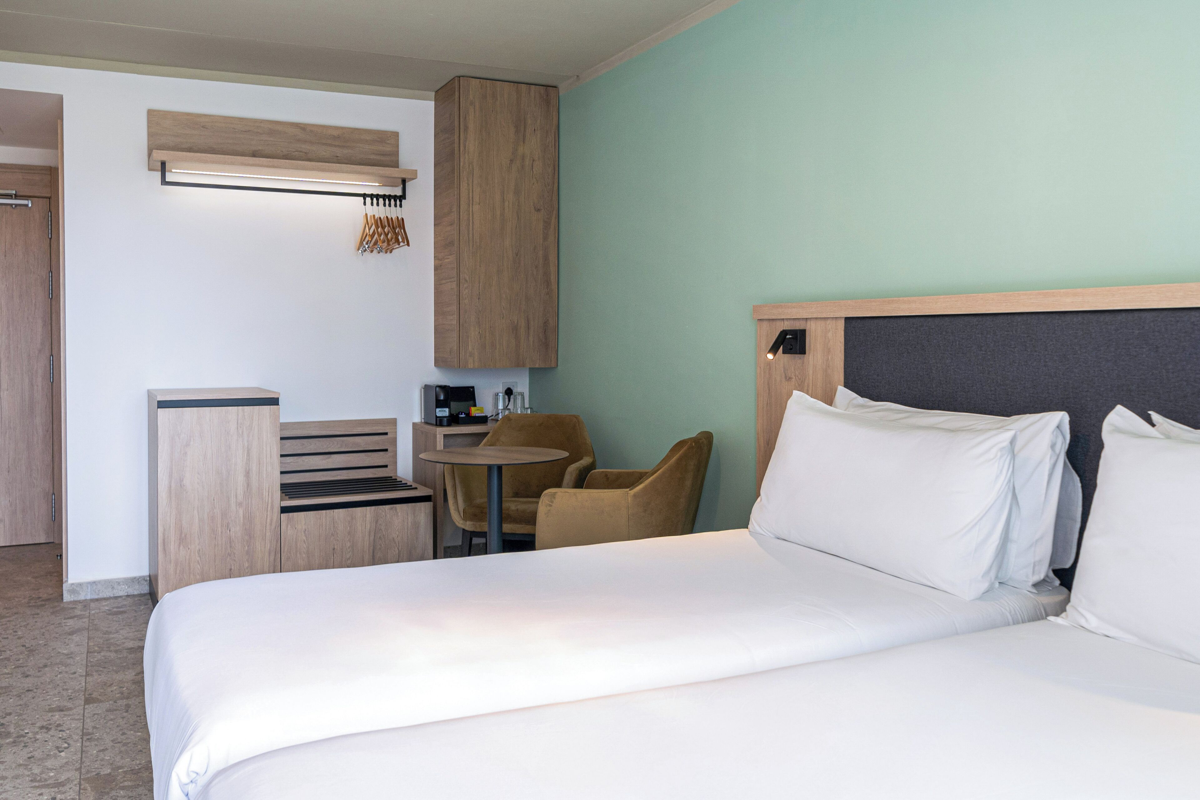 Standard Twin Room | Down comforters, minibar, in-room safe, desk