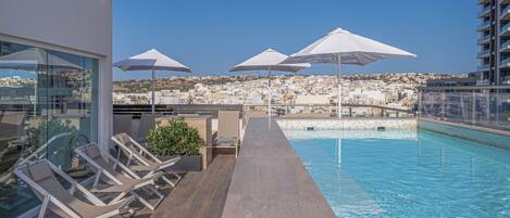 Indoor pool, seasonal outdoor pool