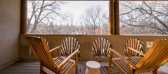 Adobe Alegre - Walk to Canyon Rd