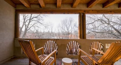 Adobe Alegre - Walk to Canyon Rd