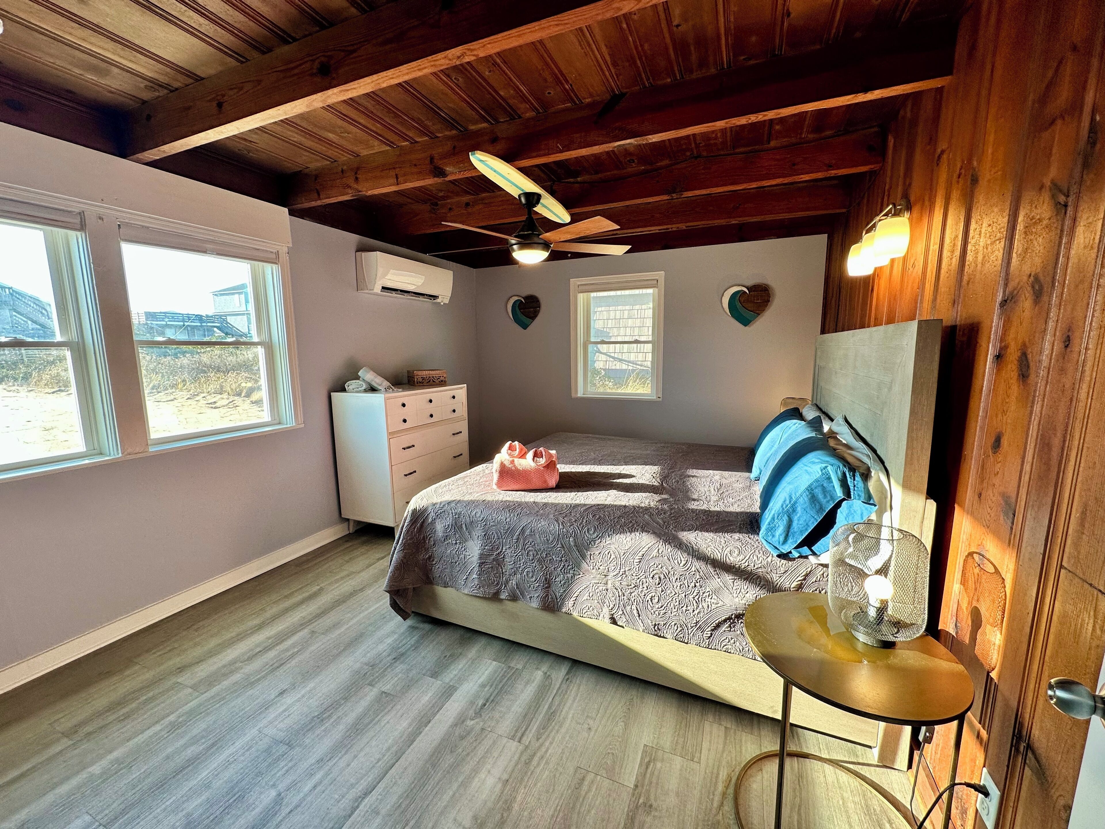 2 habitaciones, tabla de planchar con plancha y wifi gratis 