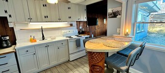 Sand Life - Pelican's Northern Nest -Pet Friendly!