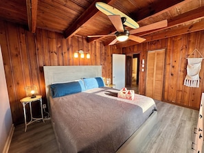 2 chambres, fer et planche Ă repasser, Wi-Fi gratuit, draps fournis