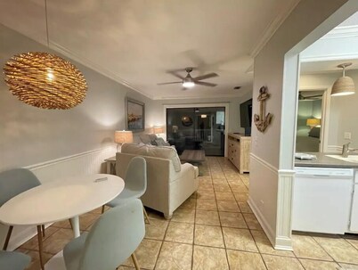 Redesigned condo in oceanfront community!