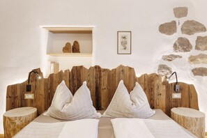 1 slaapkamer, een strijkplank/strijkijzer, reisbedje, gratis wifi