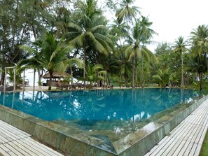 Pool - Villa Ban Rim Nam 50c (Ko Chang)