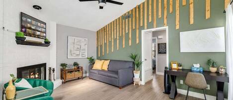 TV, fireplace, offices