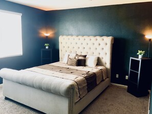 4 bedrooms, WiFi, bed sheets