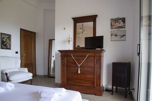 4 chambres, Wi-Fi gratuit, draps fournis