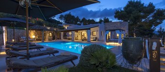 Villa Eularia Hills - Modern Finca with Ocean View