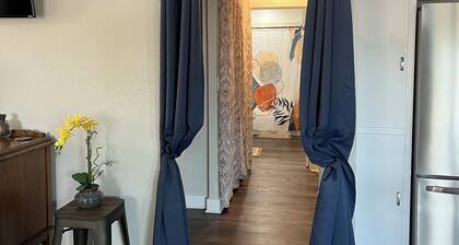 Train Depot_3 BR Home w/ Pool, Sand Volleyball and Pool Table