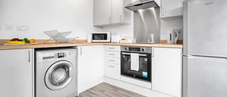 Fridge, microwave, oven, stovetop