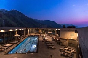 Outdoor pool, a heated pool